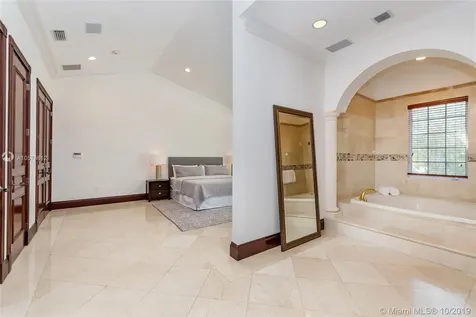 10550 Old Cutler Road Coral Gables FL 33156