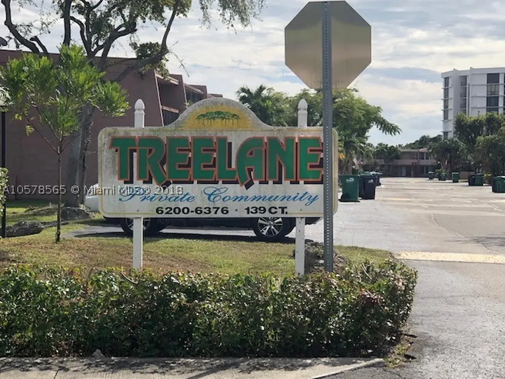 6214 SW 139th Court Miami FL 33183