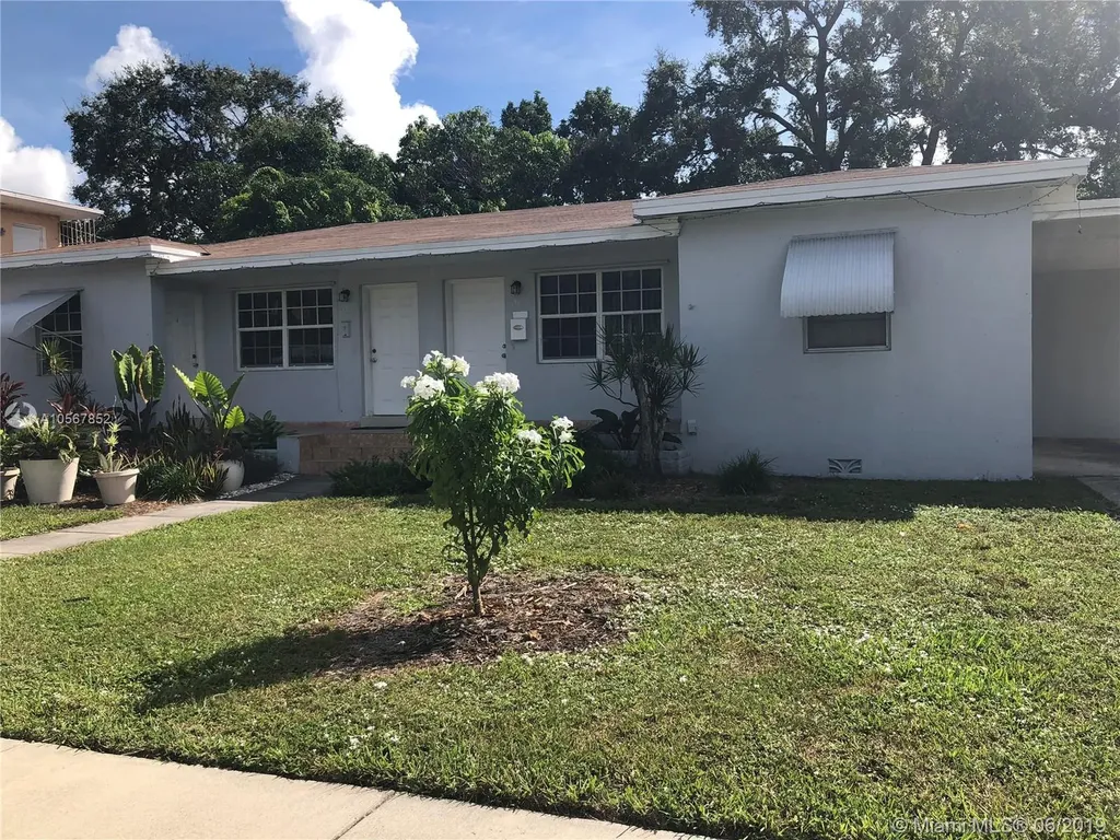 570 NE 134th Street North Miami FL 33161