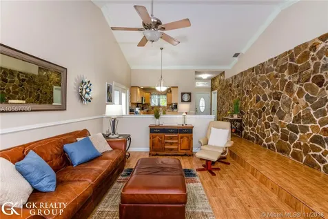 7321 NW 39th Street Coral Springs FL 33065