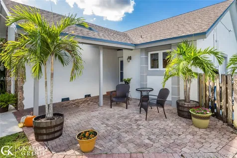 7321 NW 39th Street Coral Springs FL 33065