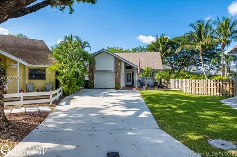 7321 NW 39th Street Coral Springs FL 33065