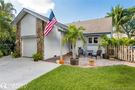 7321 NW 39th Street Coral Springs FL 33065