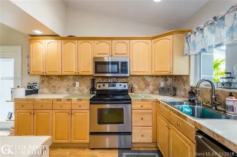 7321 NW 39th Street Coral Springs FL 33065
