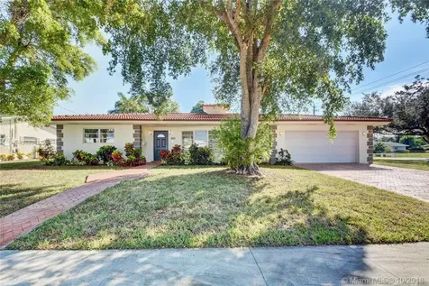 800 NW 72nd Avenue Plantation FL 33317