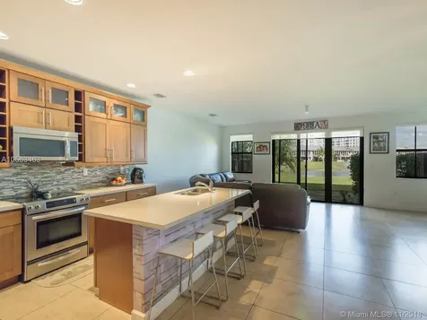 5830 NW 104th Court Medley FL 33178