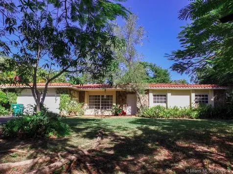 7615 SW 180th Terrace Palmetto Bay FL 33157