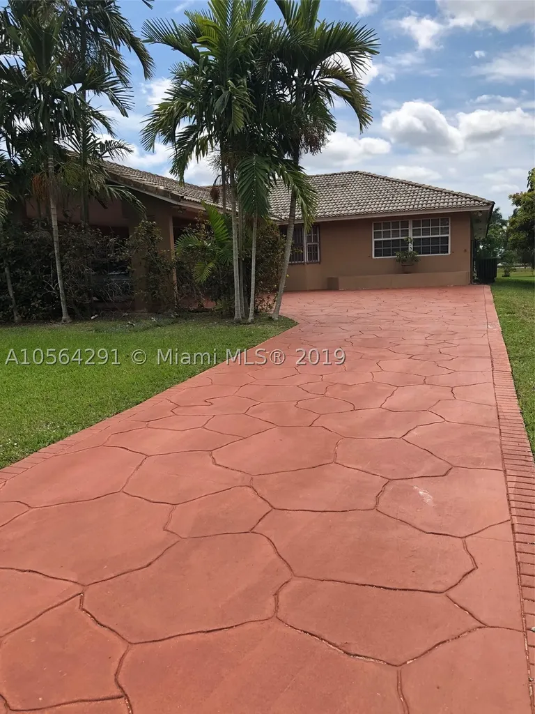 12420 SW 6th Street Miami FL 33184
