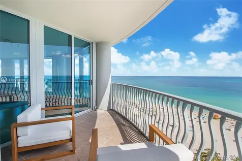 1500 Ocean Drive Miami Beach FL 33139