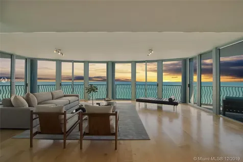 1500 Ocean Drive Miami Beach FL 33139
