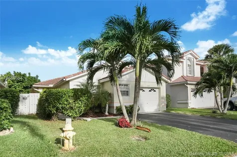 13417 NW 5th Place Plantation FL 33325