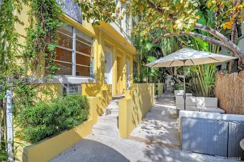 1415 Collins Avenue Miami Beach FL 33139