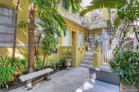 1415 Collins Avenue Miami Beach FL 33139