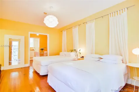 1415 Collins Avenue Miami Beach FL 33139