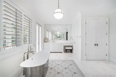 8280 La Rampa Street Coral Gables FL 33143