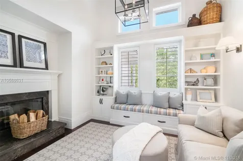 8280 La Rampa Street Coral Gables FL 33143