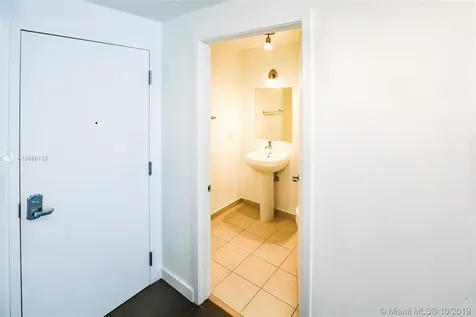 3301 NE 1 Avenue Miami FL 33137