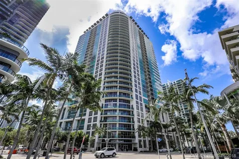 3301 NE 1 Avenue Miami FL 33137