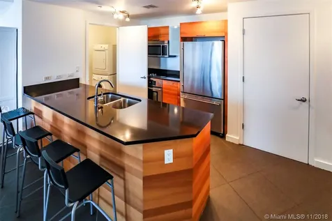 3301 NE 1 Avenue Miami FL 33137