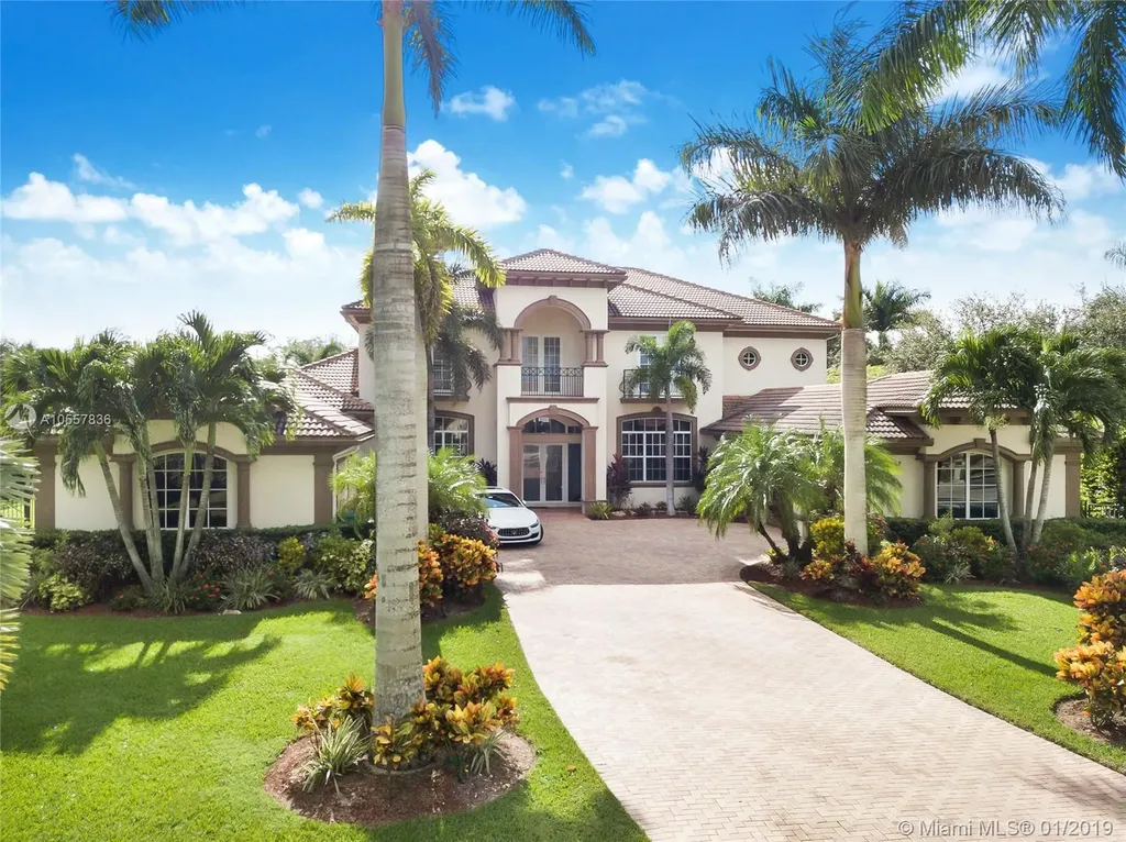 12992 Grand Oaks Drive Davie FL 33330