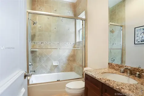 12992 Grand Oaks Drive Davie FL 33330