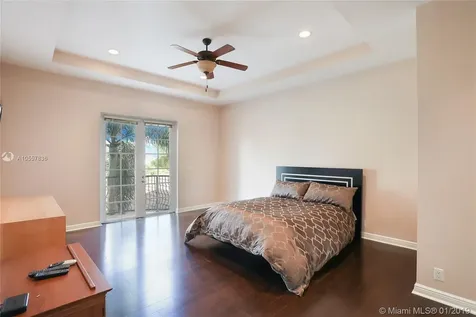 12992 Grand Oaks Drive Davie FL 33330