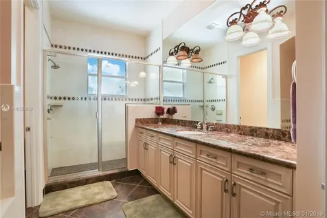 12992 Grand Oaks Drive Davie FL 33330