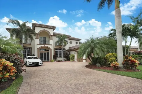 12992 Grand Oaks Drive Davie FL 33330