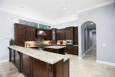 12992 Grand Oaks Drive Davie FL 33330