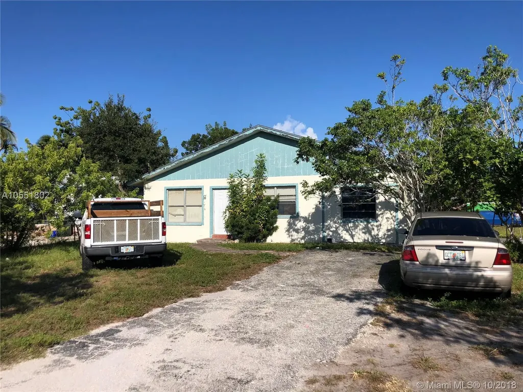 6220 N Dixie Highway Boca Raton FL 33487