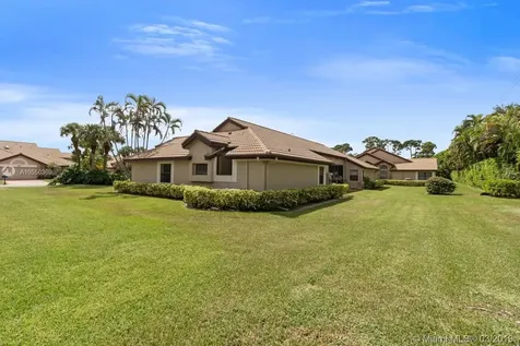 8062 Cassia Drive Boynton Beach FL 33472