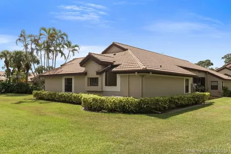 8062 Cassia Drive Boynton Beach FL 33472