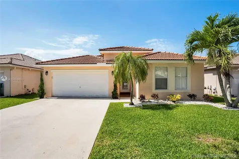 13984 N Cypress Cove Circle Davie FL 33325