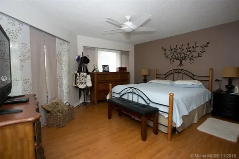 9201 NW 9th Court Plantation FL 33324