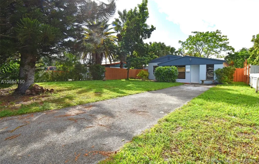 1214 NE 180th Street North Miami Beach FL 33162
