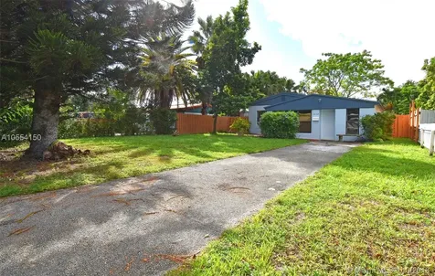 1214 NE 180th Street North Miami Beach FL 33162