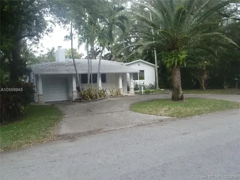 4161 Barbarossa Avenue Miami FL 33133