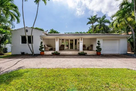 494 NE 50th Terrace Miami FL 33137