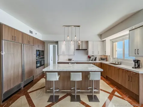 791 Crandon Boulevard Key Biscayne FL 33149