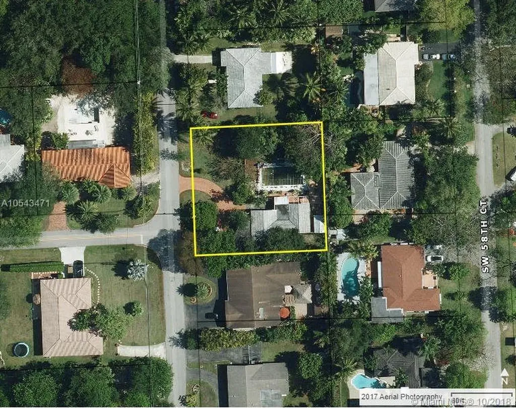 7901 SW 59th Avenue South Miami FL 33143