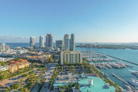 400 Alton Road Miami Beach FL 33139