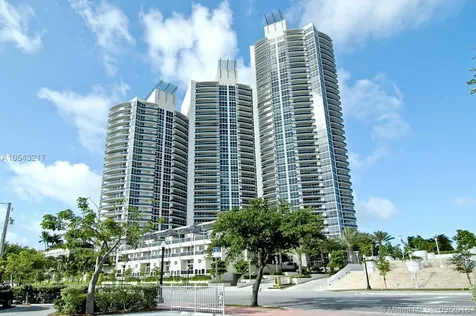 400 Alton Road Miami Beach FL 33139