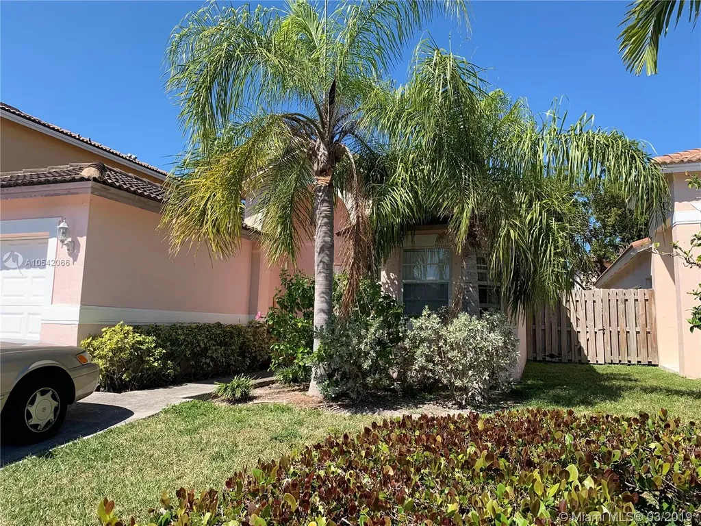 8767 SW 213th Lane Cutler Bay FL 33189