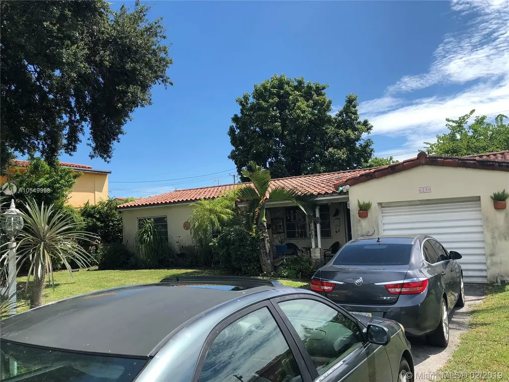 6250 SW 21st Street Miami FL 33155