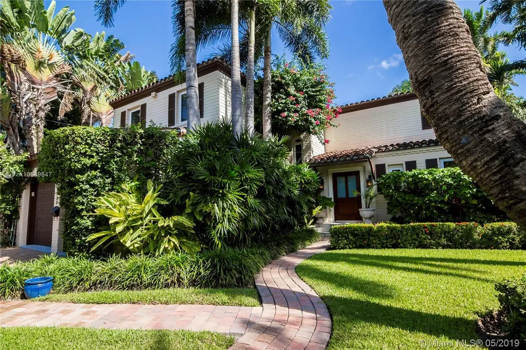 5715 N Bay Road Miami Beach FL 33140