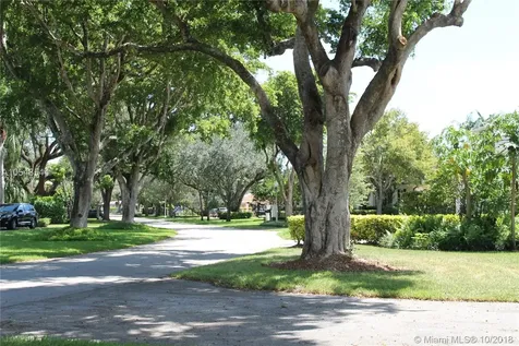 4122 Pinta Court Coral Gables FL 33146