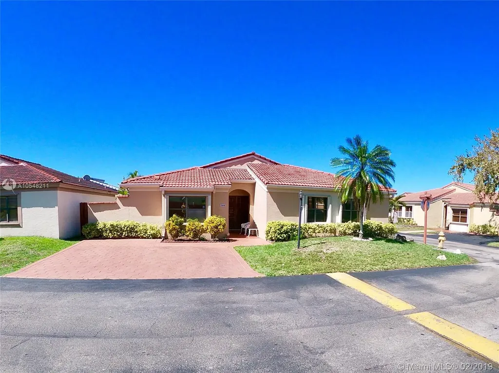 560 SW 89th Avenue Miami FL 33174