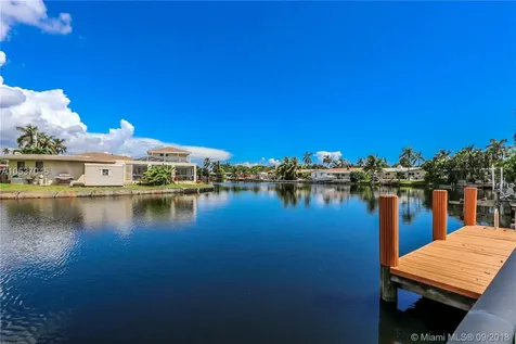 2815 Mckinley Street Hollywood FL 33020