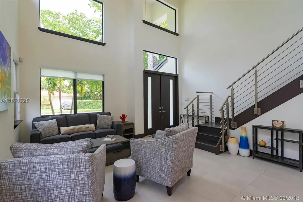 2735 SW 64th Avenue Miami FL 33155