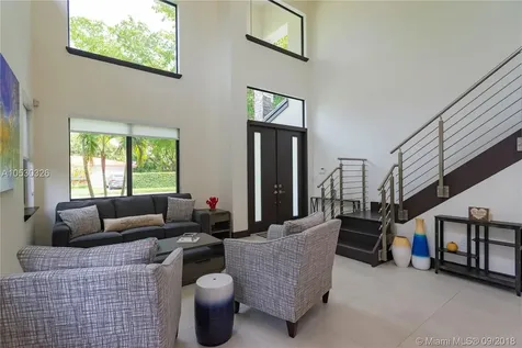 2735 SW 64th Avenue Miami FL 33155